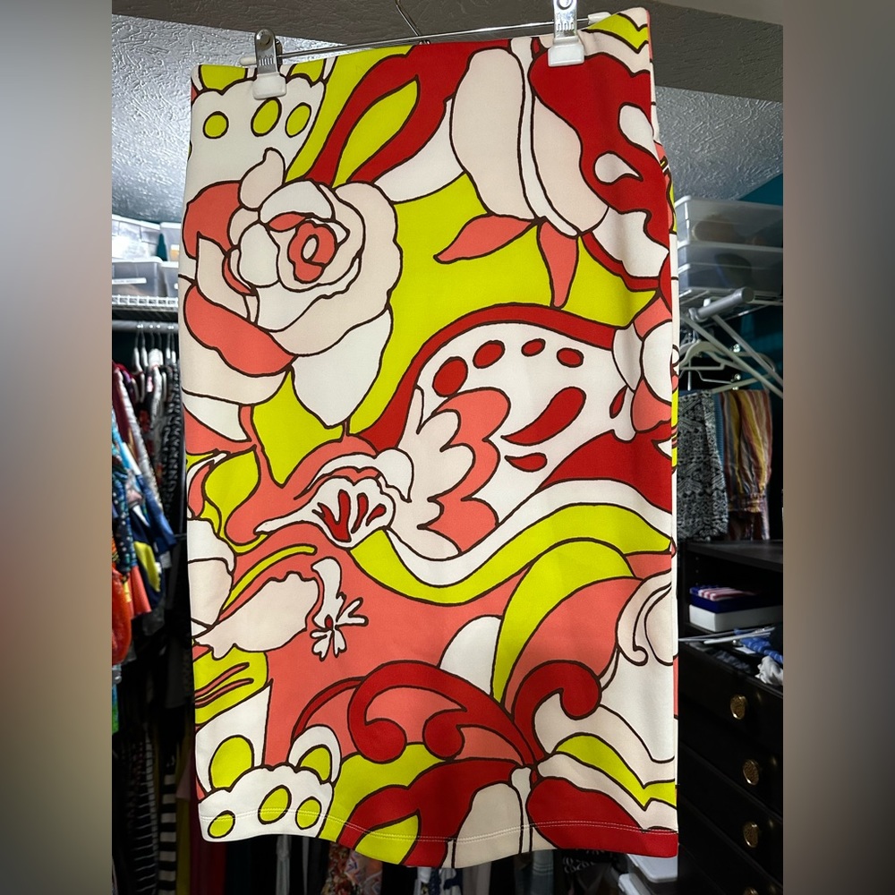 Bright and Colorful Skirt! ❤️🩷💚